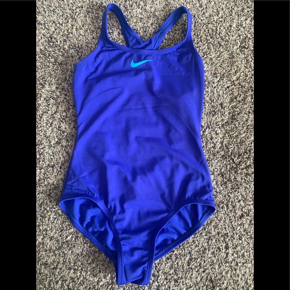 Nike one-piece swimsuit. Size M, girls 10-11.